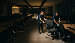 Limpieza nocturna de sillas de oficina SITT